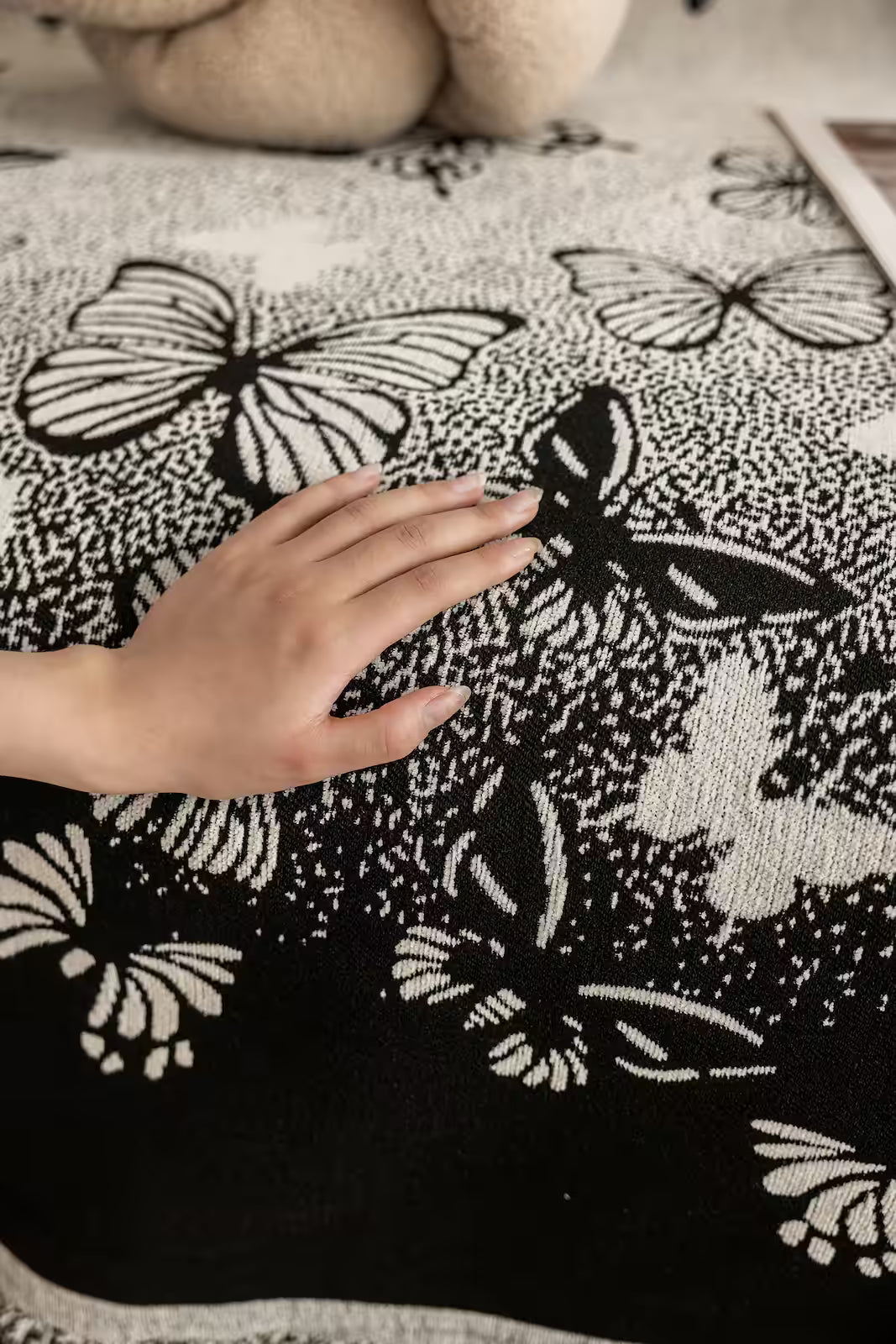 Chenille Pet Sofa Cover – Butterfly Weave