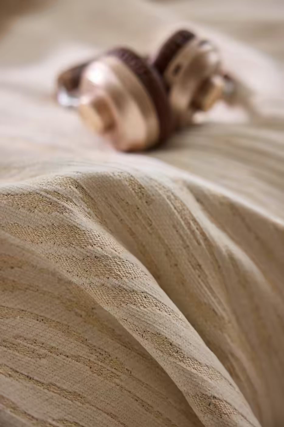 Anti-Scratch Jacquard Chenille Pet Sofa Cover